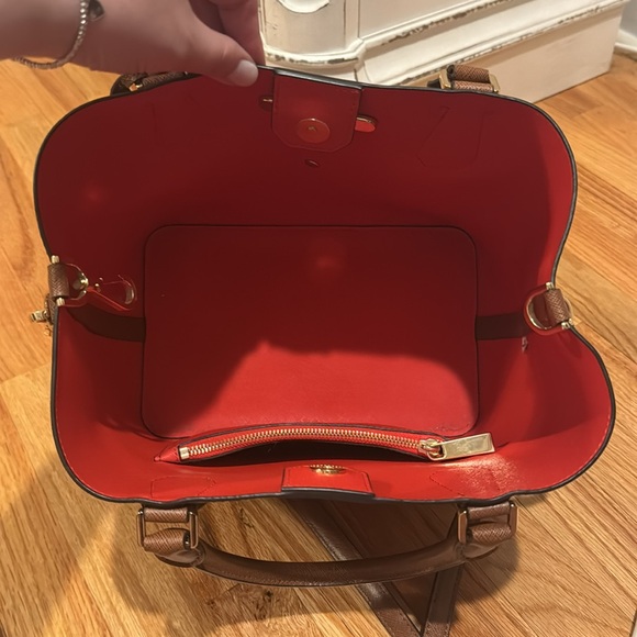 Michael Kors handbag/crossbody 👜 - Picture 6 of 10